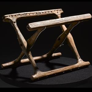 Folding stool from Guldhøj
