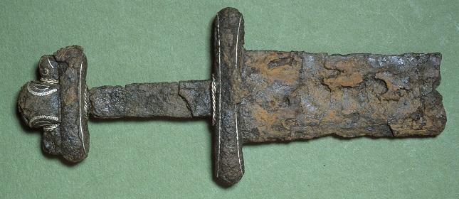 ancient viking weapons